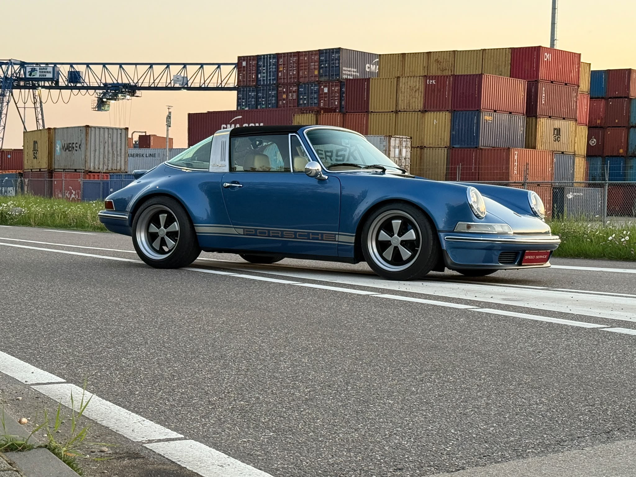 Porsche 964 Targa Madster Backdate RHD – photo 37
